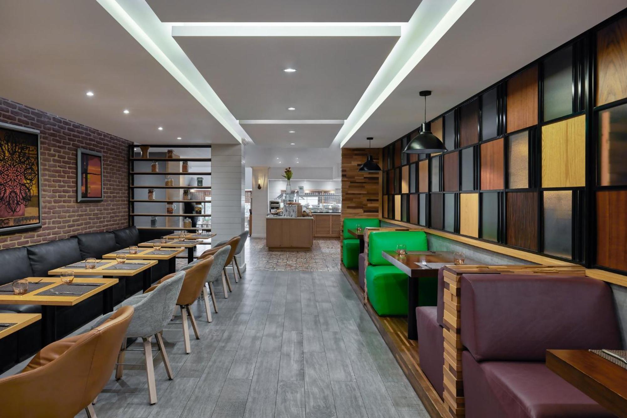Holiday Inn Cairo Maadi By Ihg Exterior photo