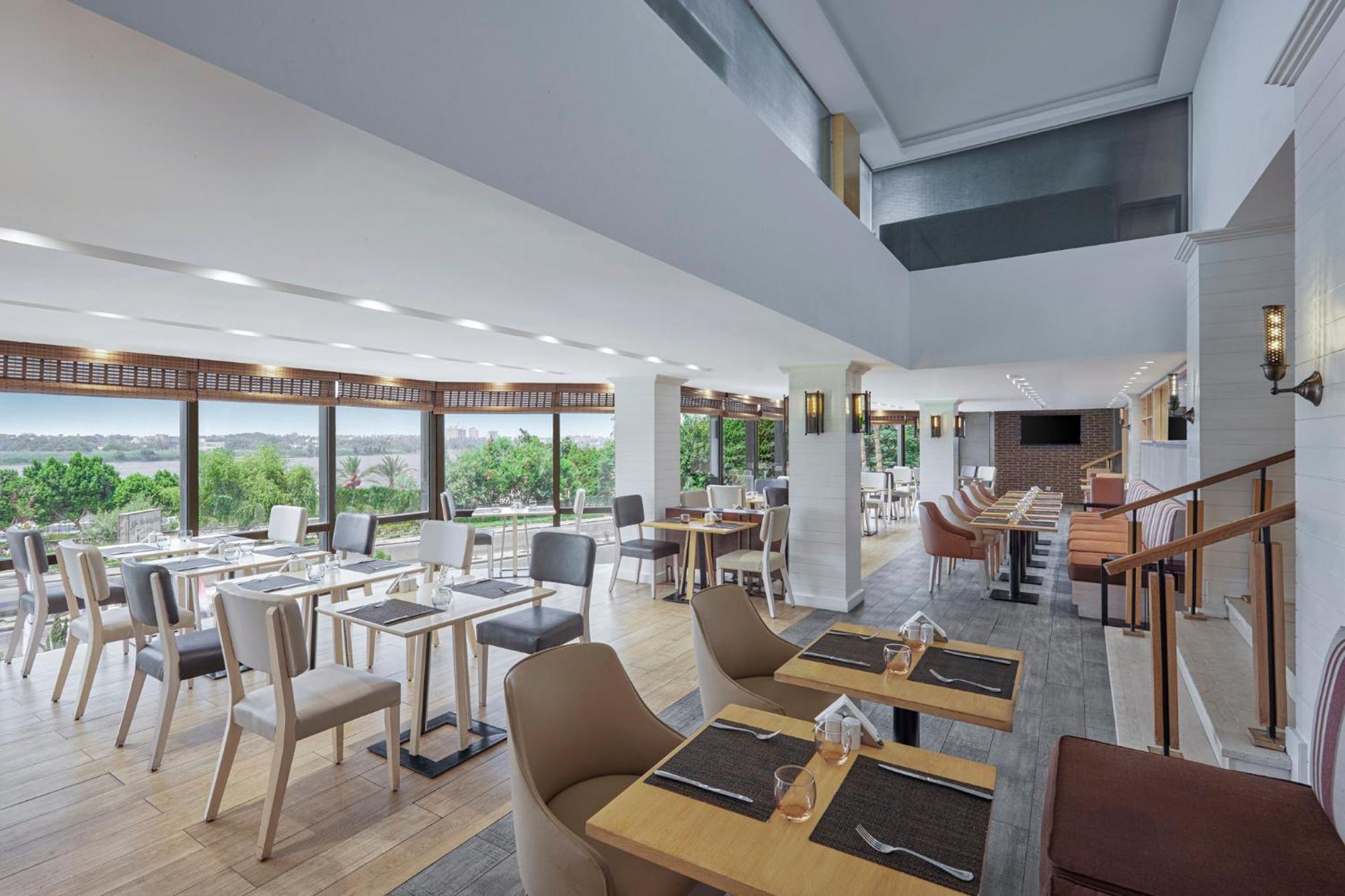 Holiday Inn Cairo Maadi By Ihg Exterior photo