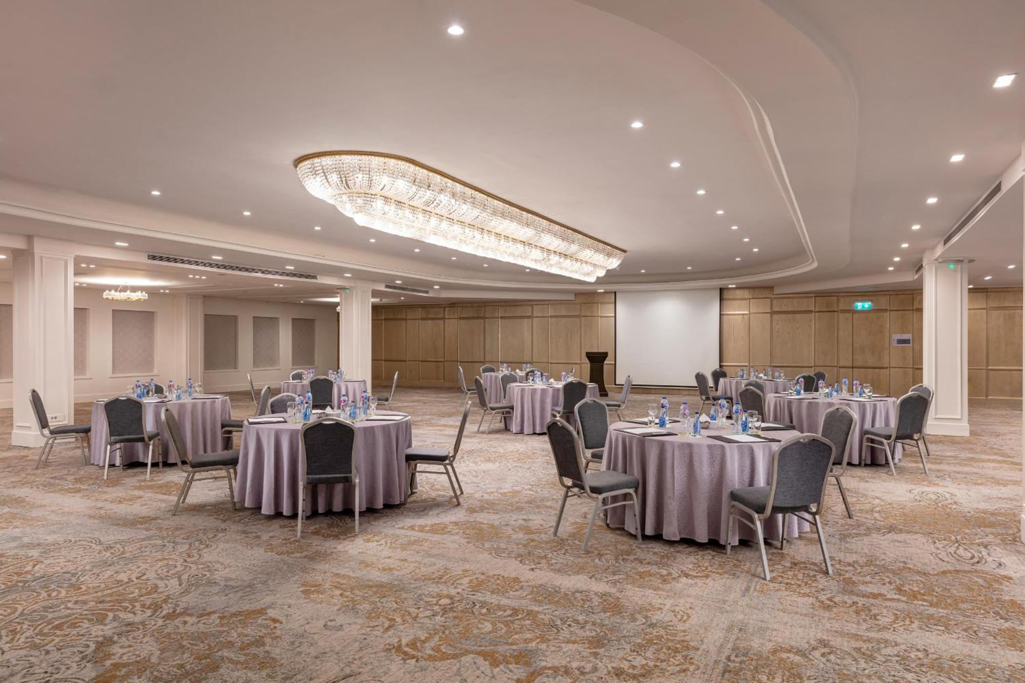 Holiday Inn Cairo Maadi By Ihg Exterior photo