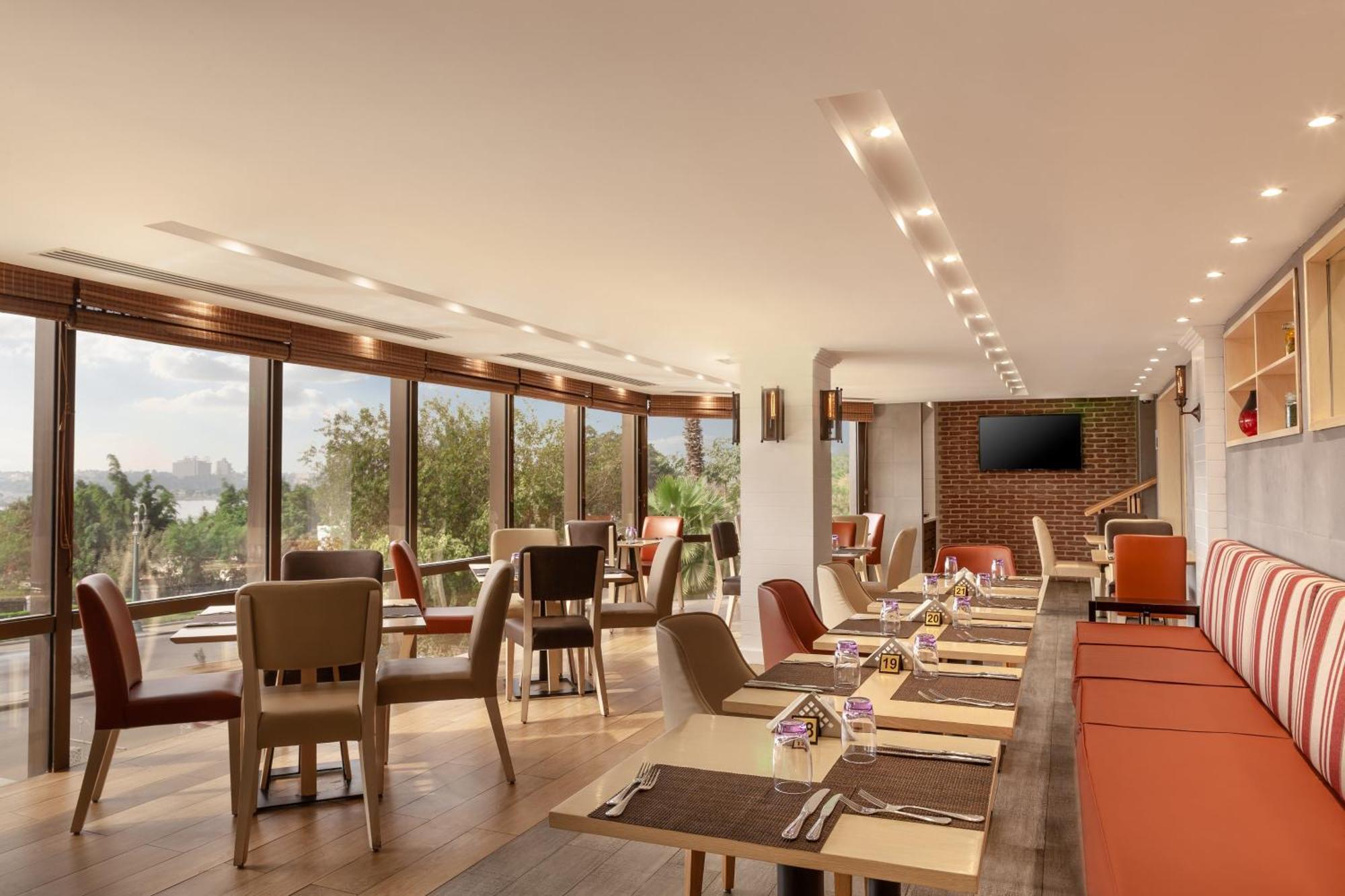 Holiday Inn Cairo Maadi By Ihg Exterior photo