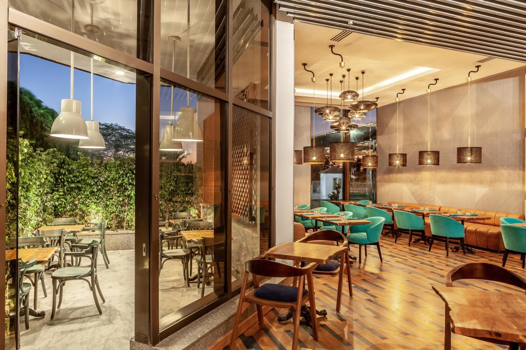 Holiday Inn Cairo Maadi By Ihg Exterior photo